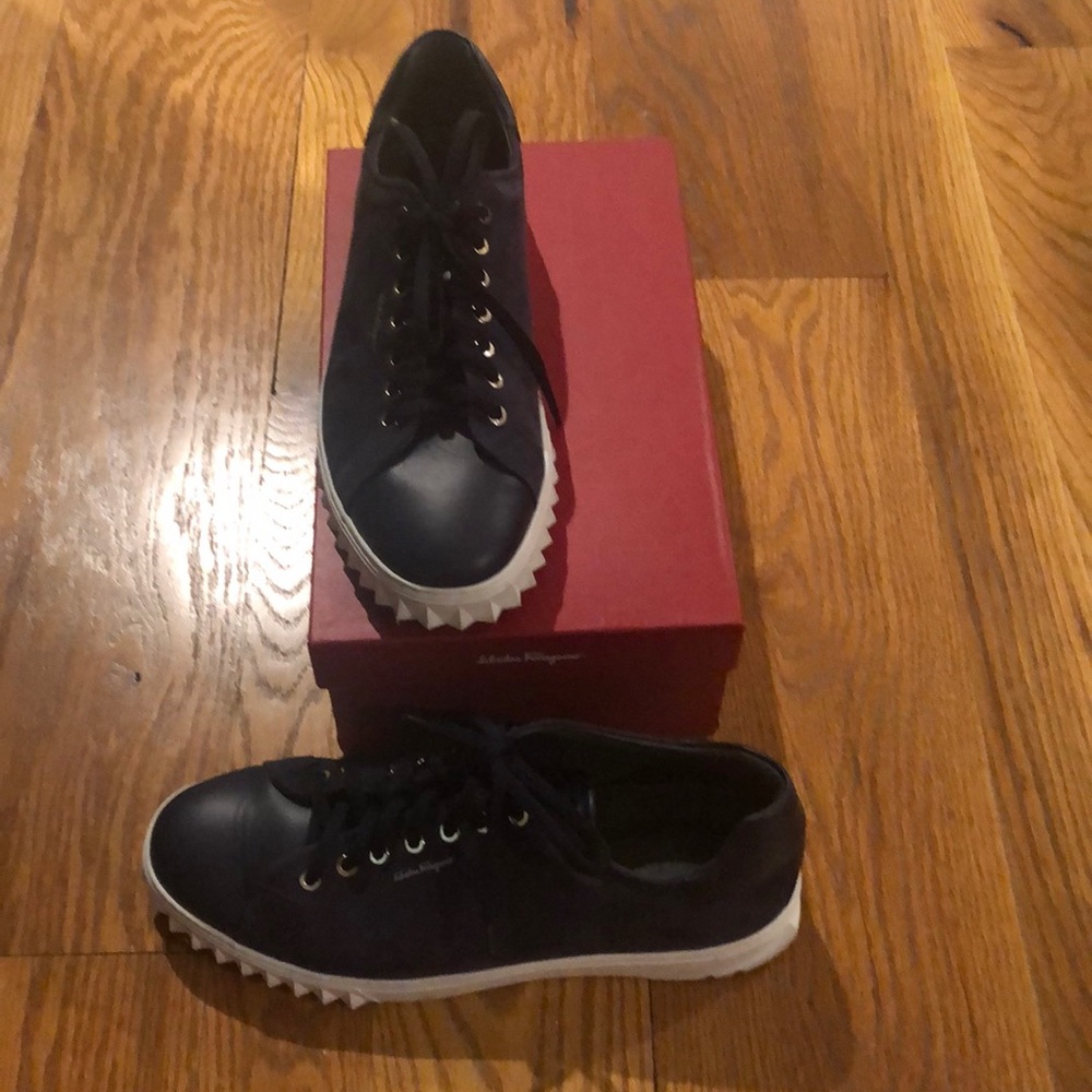 Salvatore Ferragamo Sneaker size 10.5 M